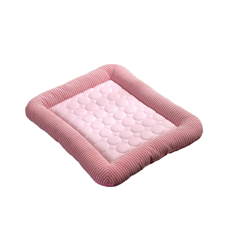 CAWAYI KENNEL Dog Cooling Mat Pet Ice Pad Teddy Mattress Pet Cool Mat Bed Cat Summer Keep Cool Ice Silk Cooling Dog Mat for Dogs